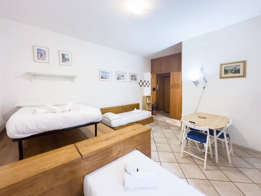 Studio, Metro+train To Fco