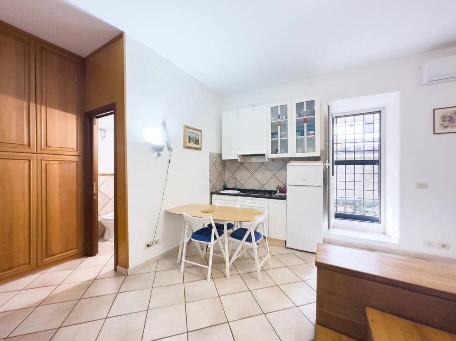 Studio, Metro+train To Fco Apartment Rom